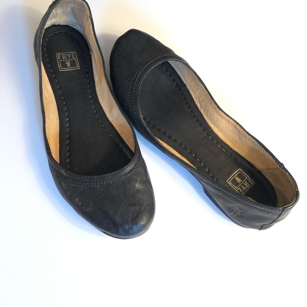 FRYE CARSON BLACK LEATHER BALLET FLATS 7.5B